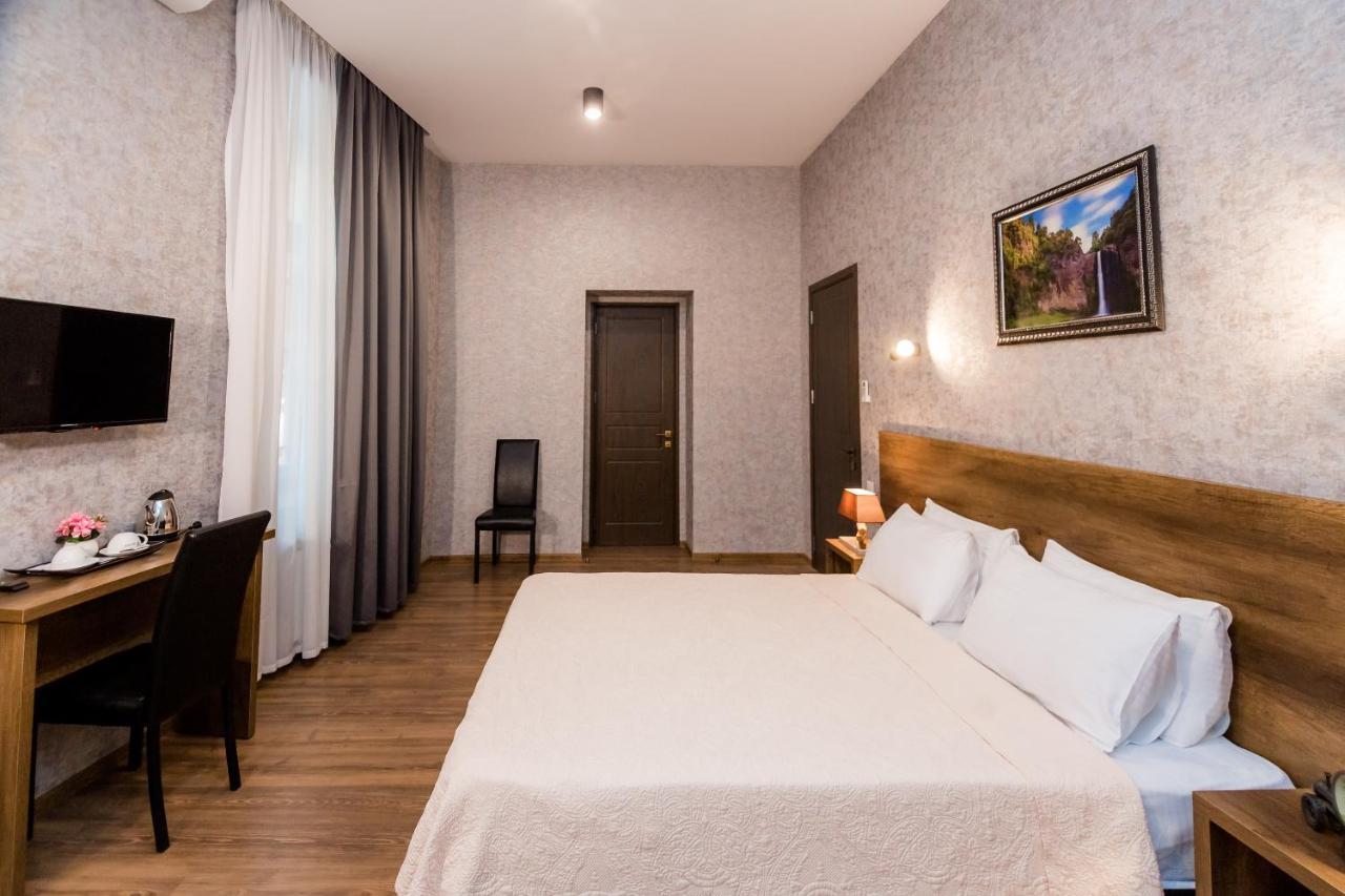Hotel Angel Tbilisi Exteriör bild
