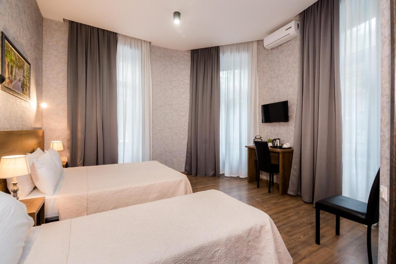 Hotel Angel Tbilisi Exteriör bild